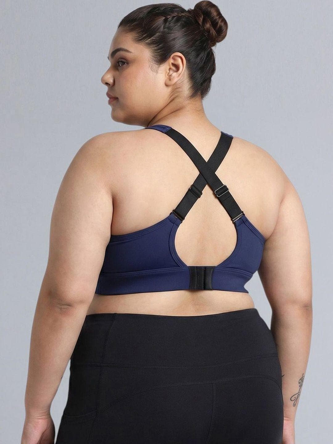 CULT Women's Blue Adjustable Strap Training High Support Plus Size Sports Bra