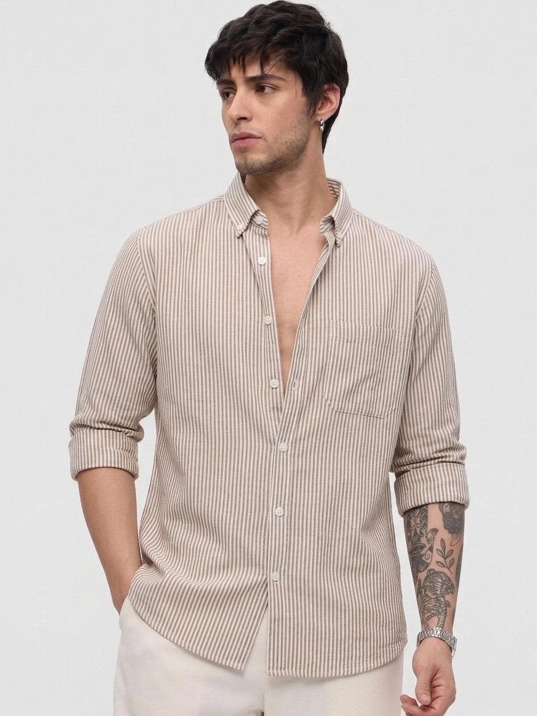 OQUENT Men Standard Striped Casual Shirt