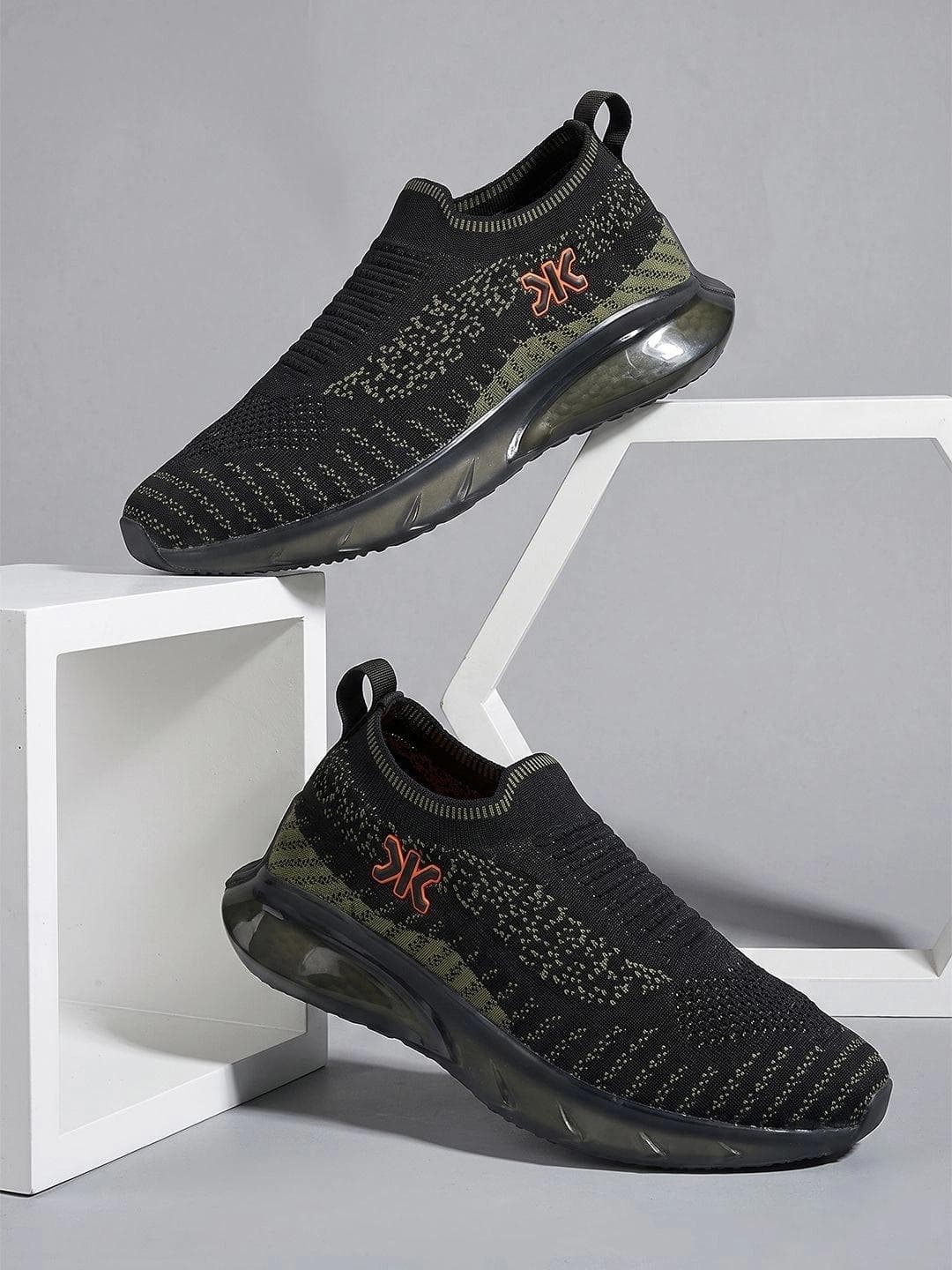 Killer Men Textured Sneakers