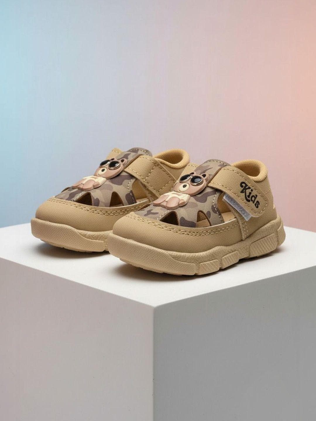 FootStation Boys Mesh Comfort Sandals