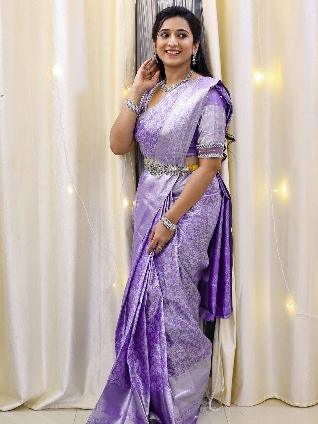 Shriyangan Woven Design Zari Art Silk Kanjeevaram Saree
