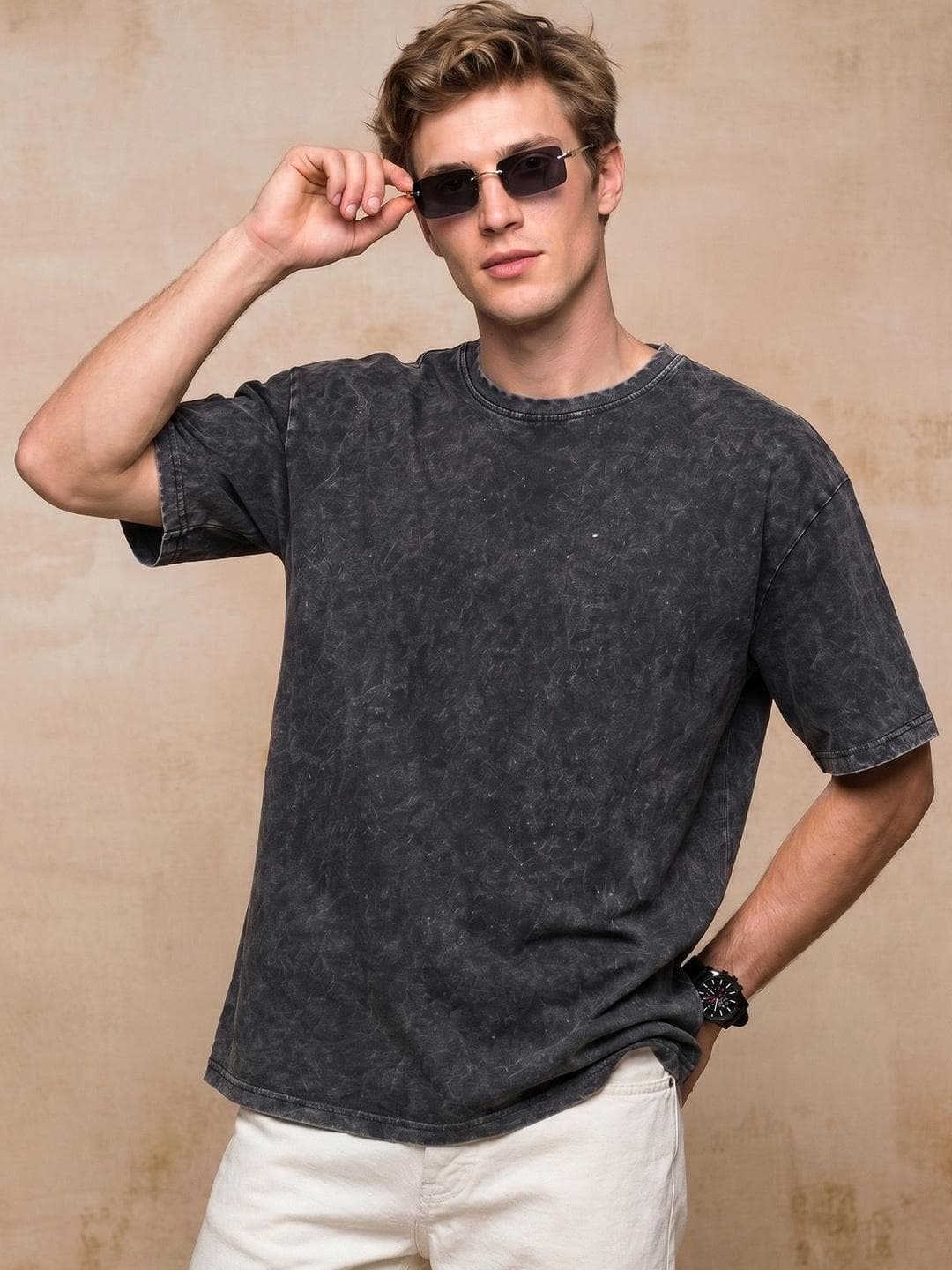 VEIRDO Men Black Acid Wash Printed Drop-Shoulder Sleeves Pure Cotton Oversize T-shirt