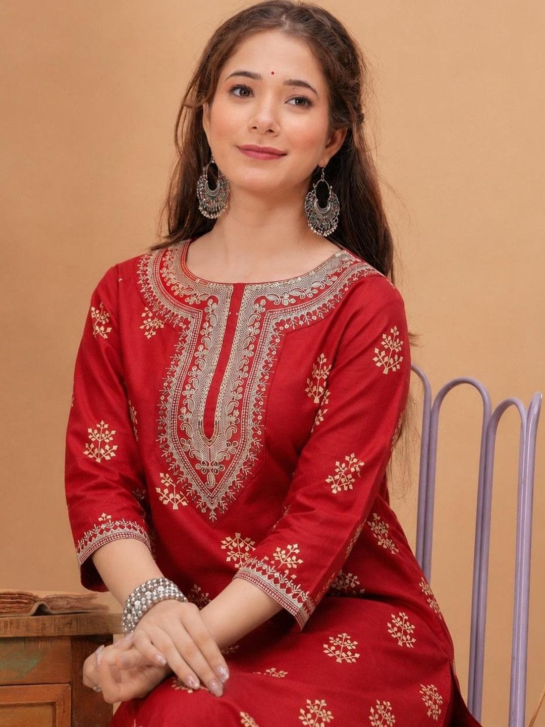 KKOUTFITS Women Ethnic Motifs Printed Thread Work Kurta