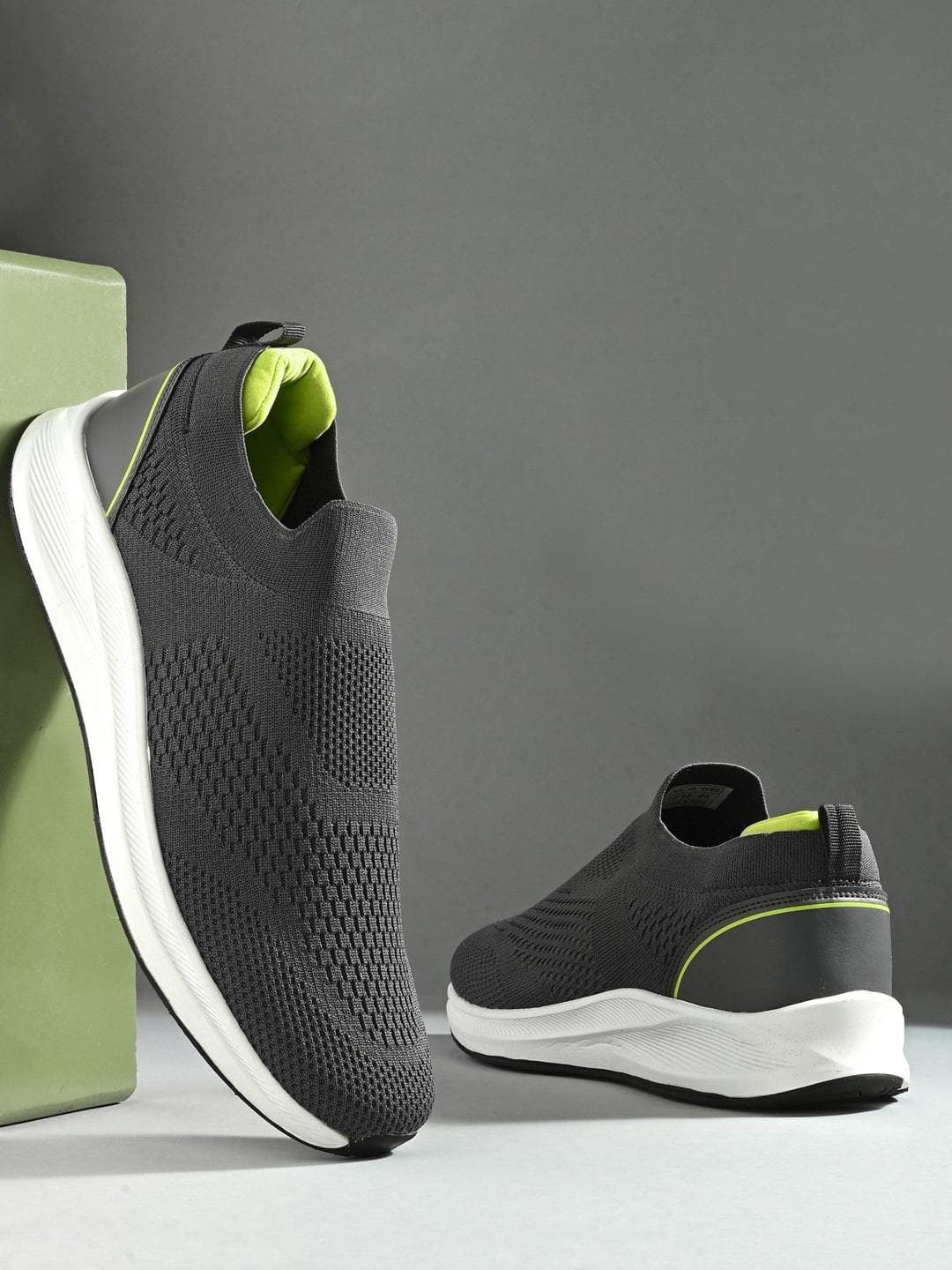 OFF LIMITS Men Anti-Bacterial Lightweight Insole Slip-On Walking Shoes
