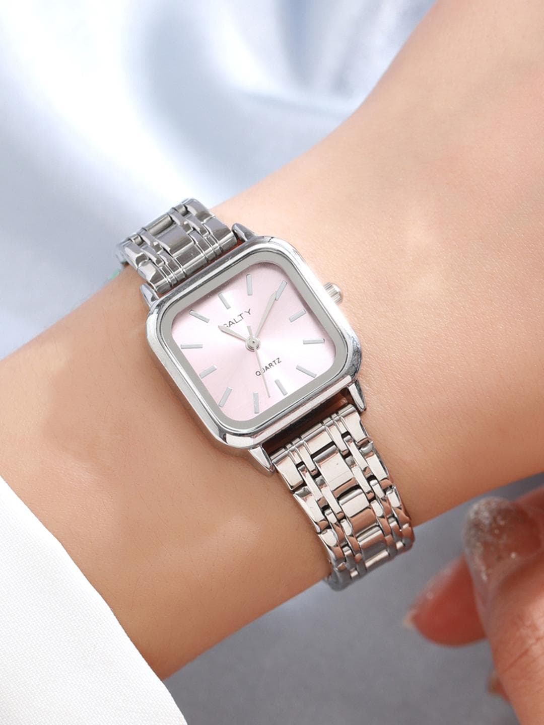 Buy SALTY Women Peach Dail Blush Watch WT S 0006 S PK Silver - - Accessories for Women