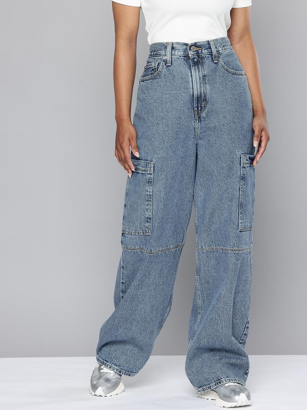 Levis Women Loose Fit High-Rise Pure Cotton Jeans