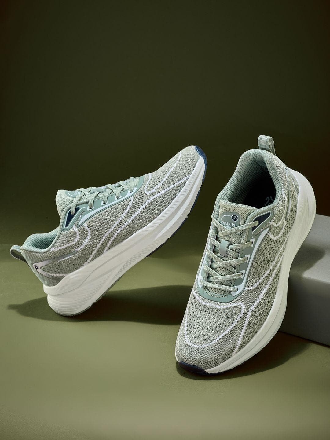 Campus KRIVO Men Mesh Running Non-Marking Shoes