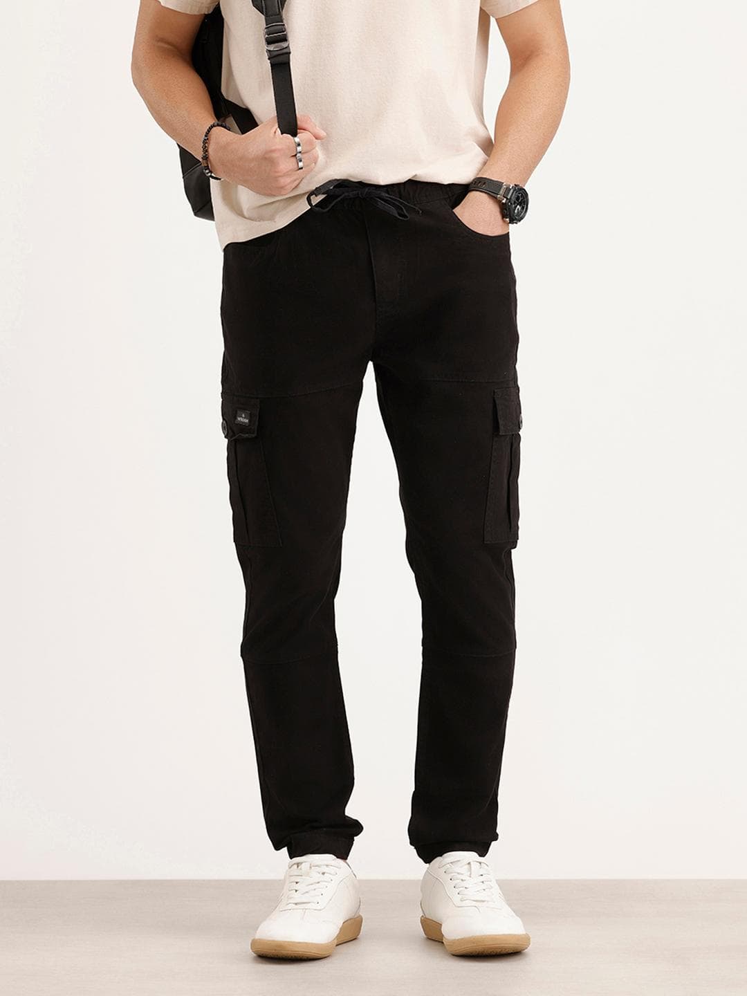 WROGN Men Mid Rise Cargo Style Joggers