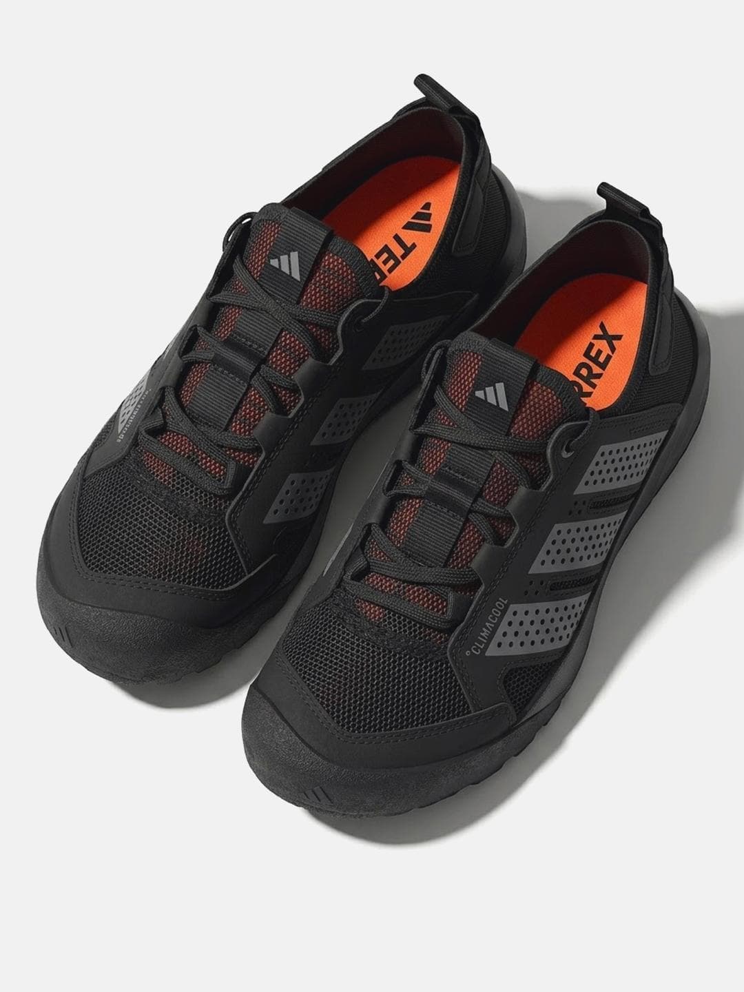 ADIDAS Unisex TERREX DAROGA 25 Trekking Shoes