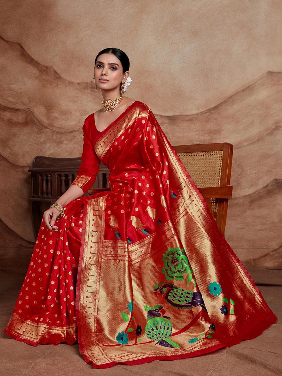 KALINI Ethnic Motifs Silk Blend Woven Paithani Saree with Blouse Piece