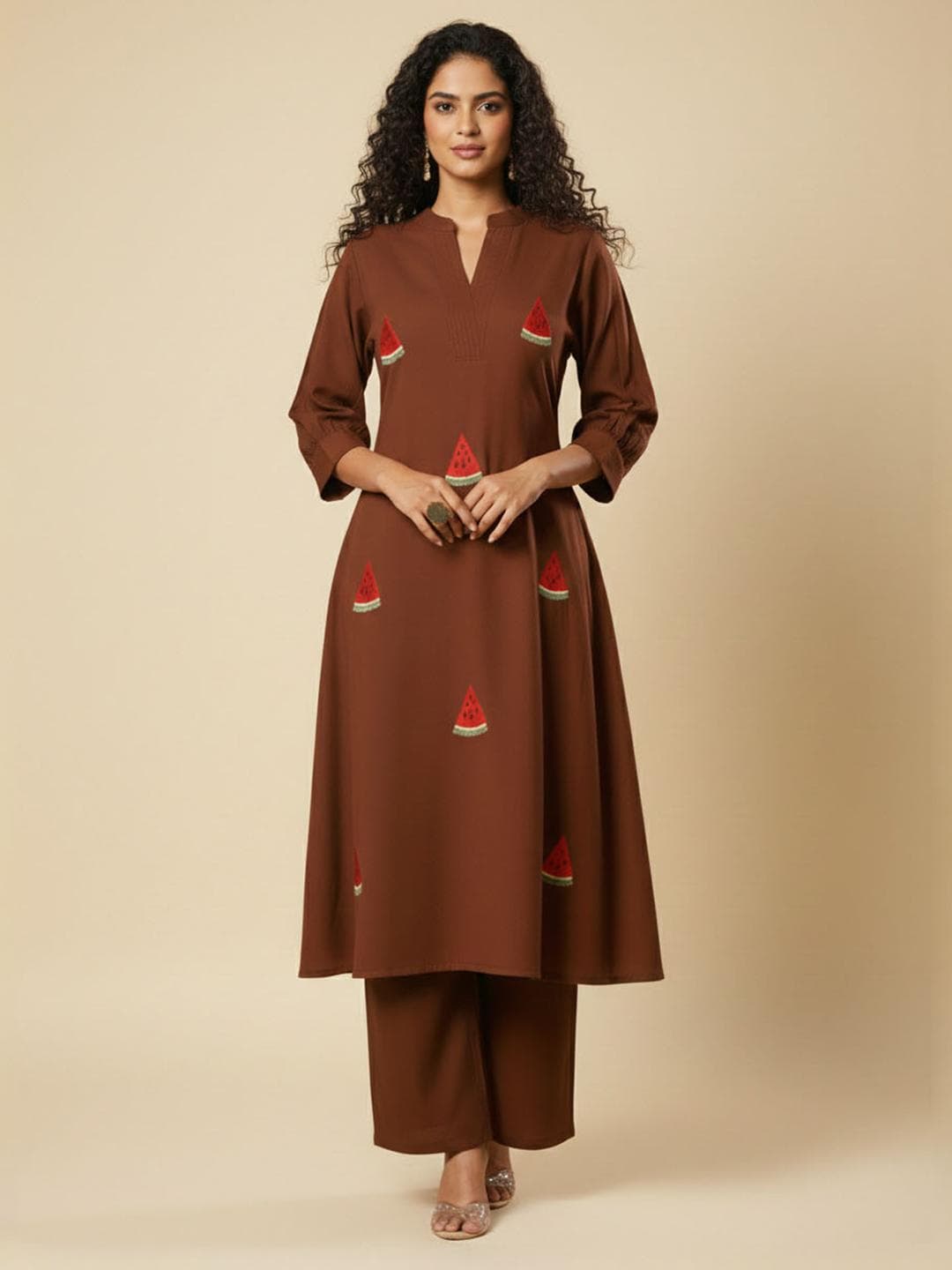 Varanga Women Ethnic Motifs Embroidered Regular Kurta with Trousers