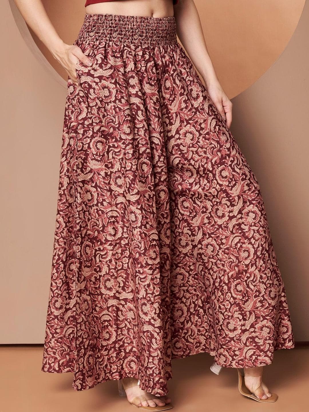 ZWERLON Women Floral Printed Flared Palazzos