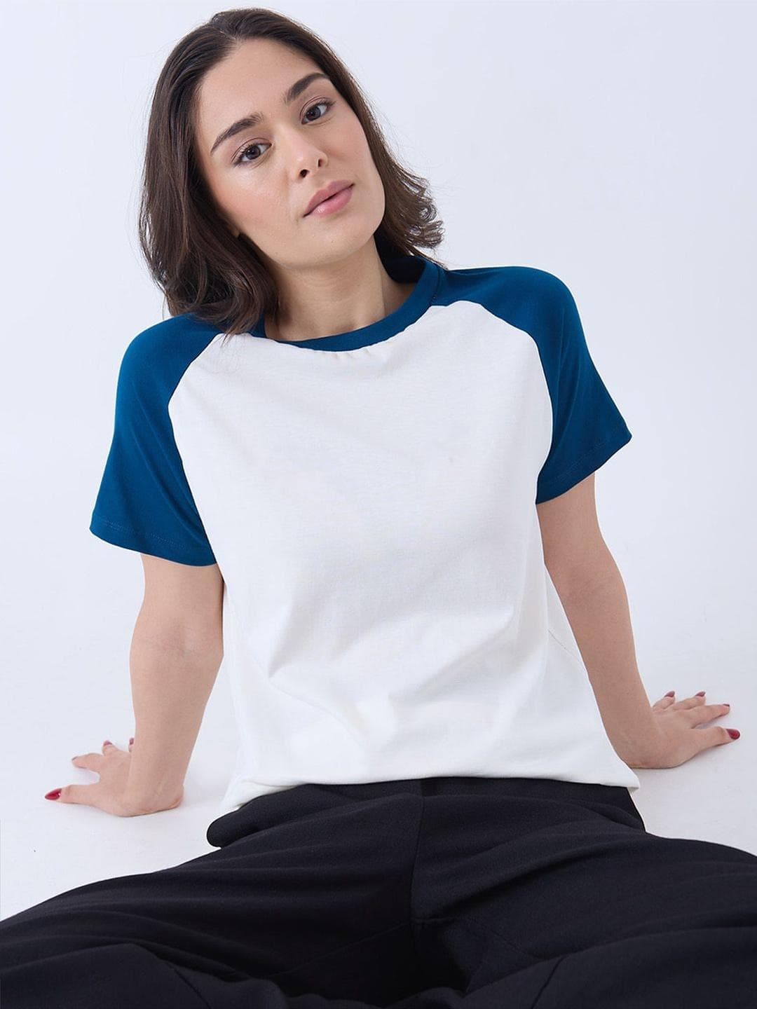 DKY Women T-shirt