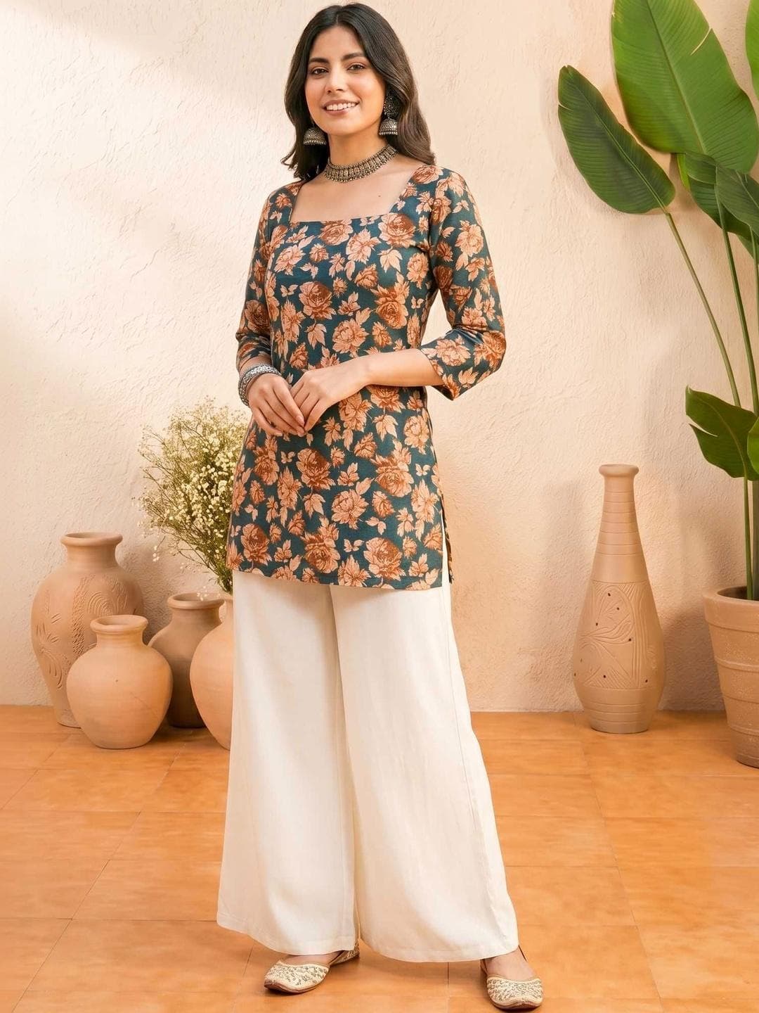 Sangria Floral Printed Pure Cotton Square Neck Straight Kurtis