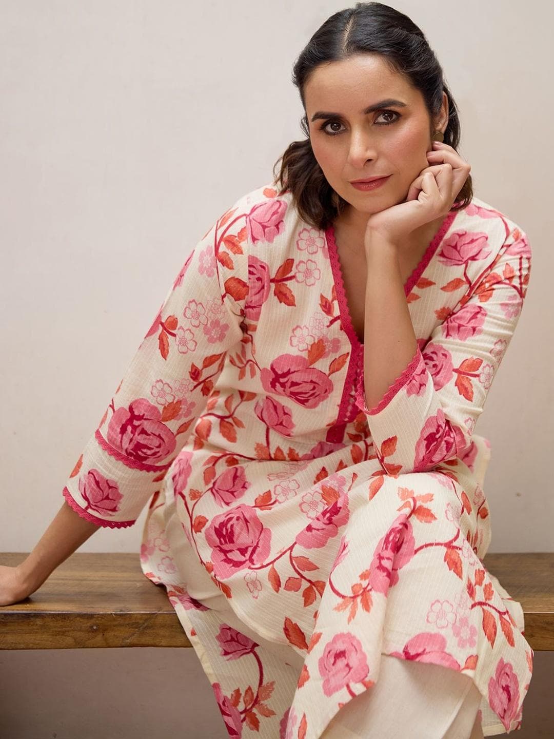 anayna Women Floral Printed Kurta