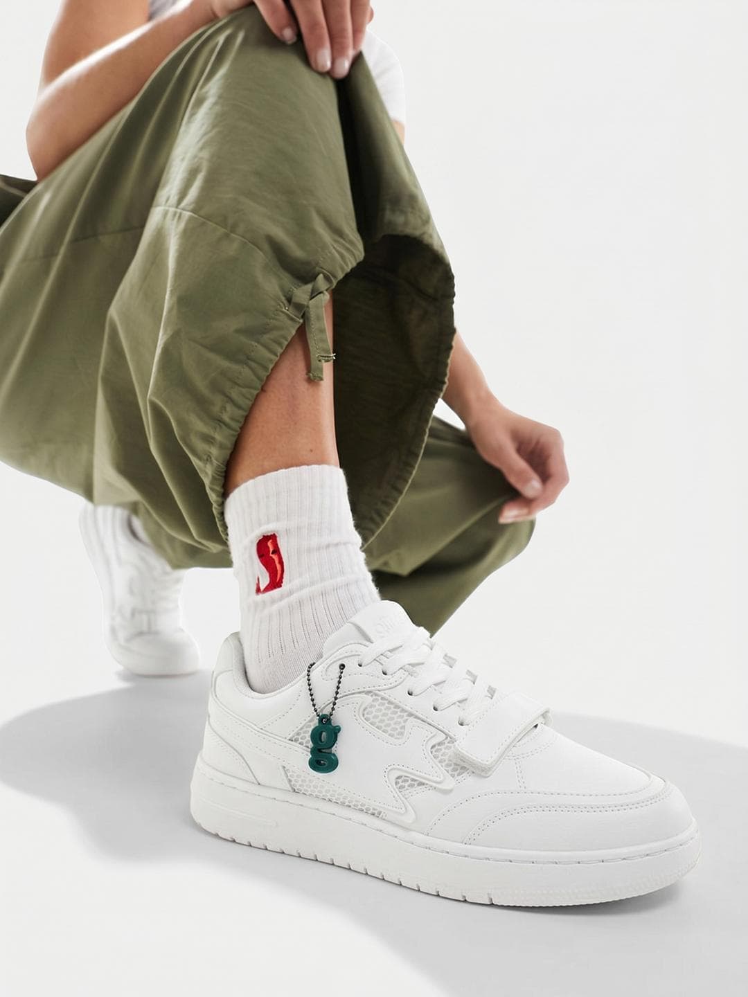 glitchez Women Everyday Basic Sneakers