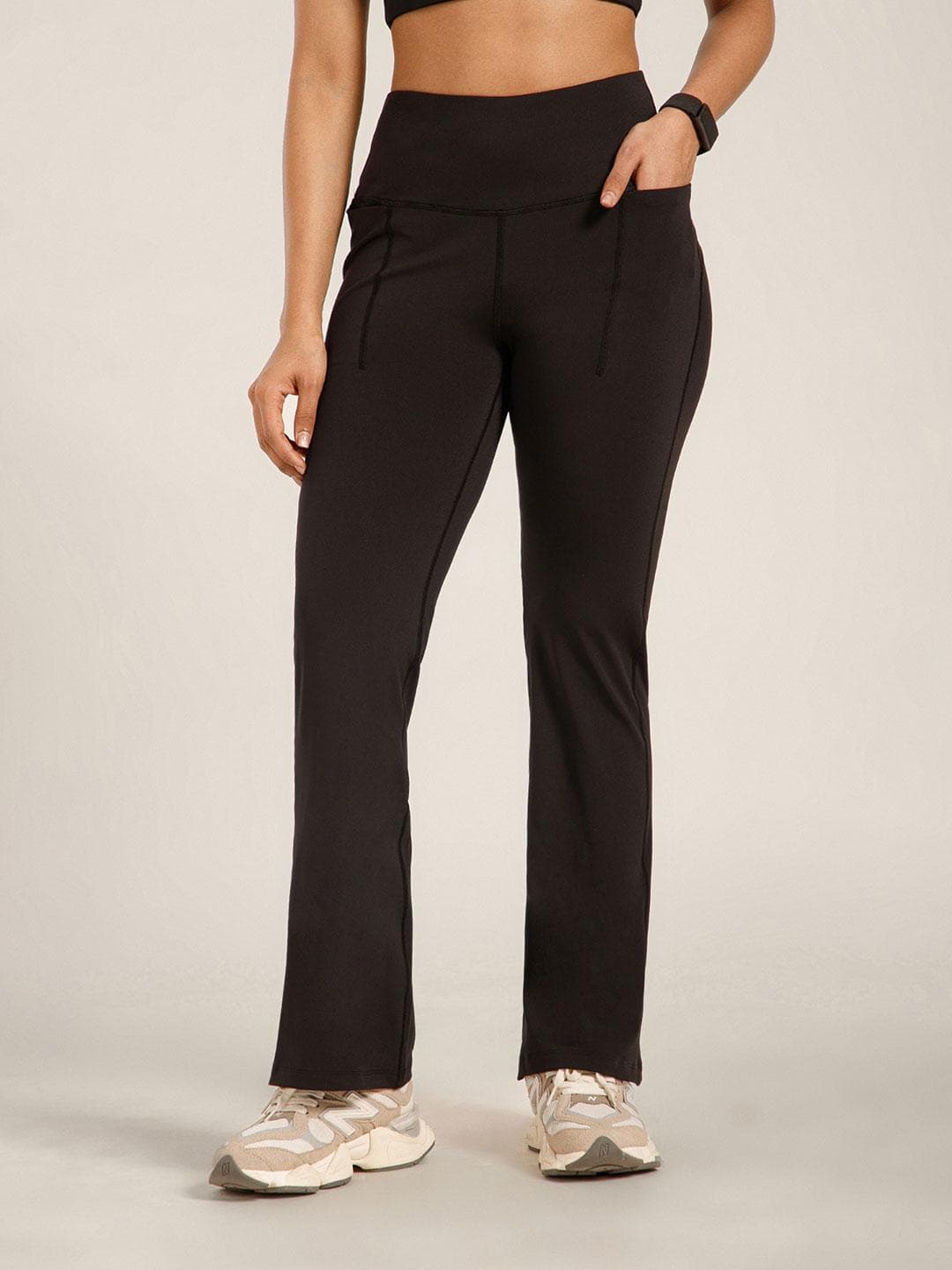 ATHLISIS Women Ribbed High-Waist e-Dry Technology Flared Yoga Pants