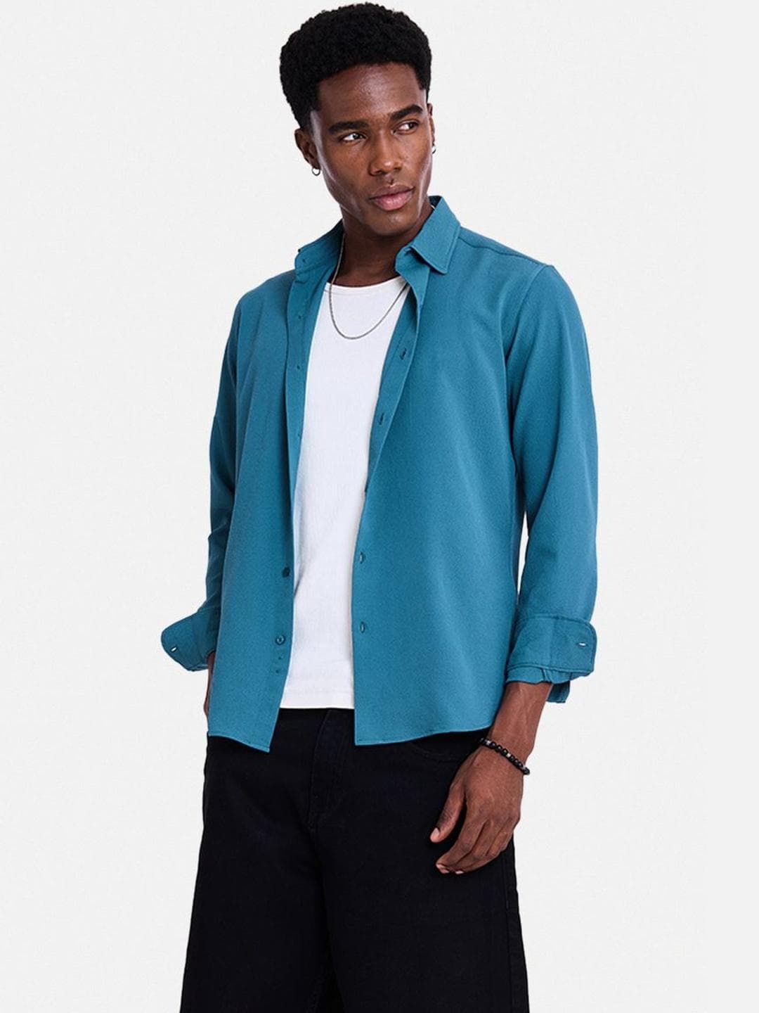 Snitch Men Slim Fit Casual Shirt