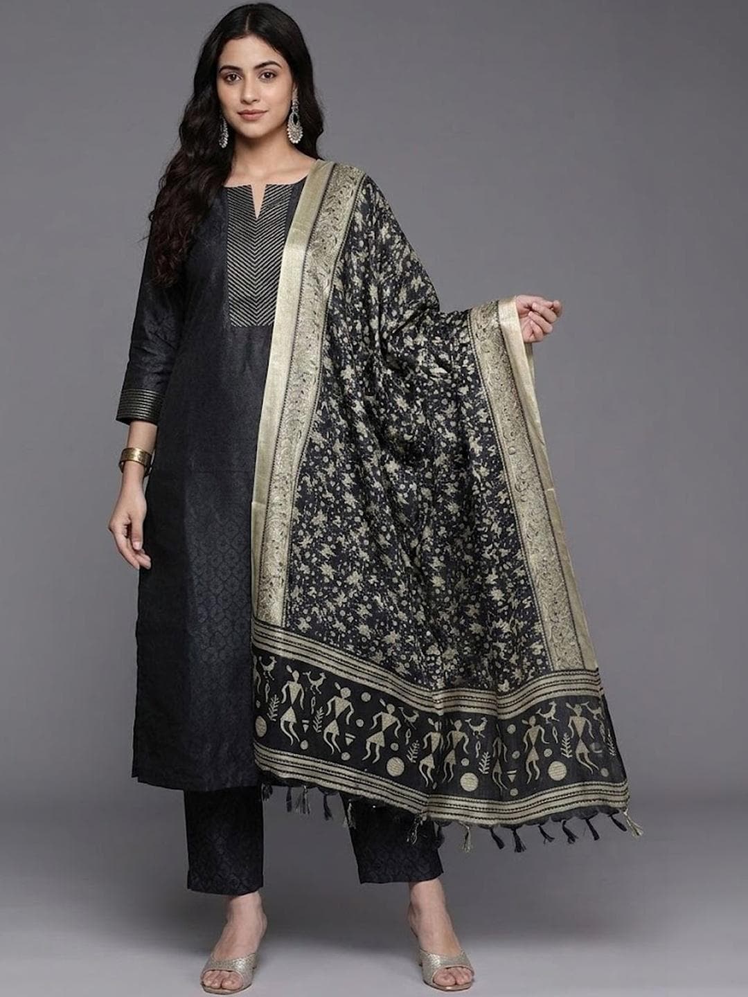 Varanga Women Ethnic Motifs Regular Thread Work Kurta with Trousers & With Dupatta