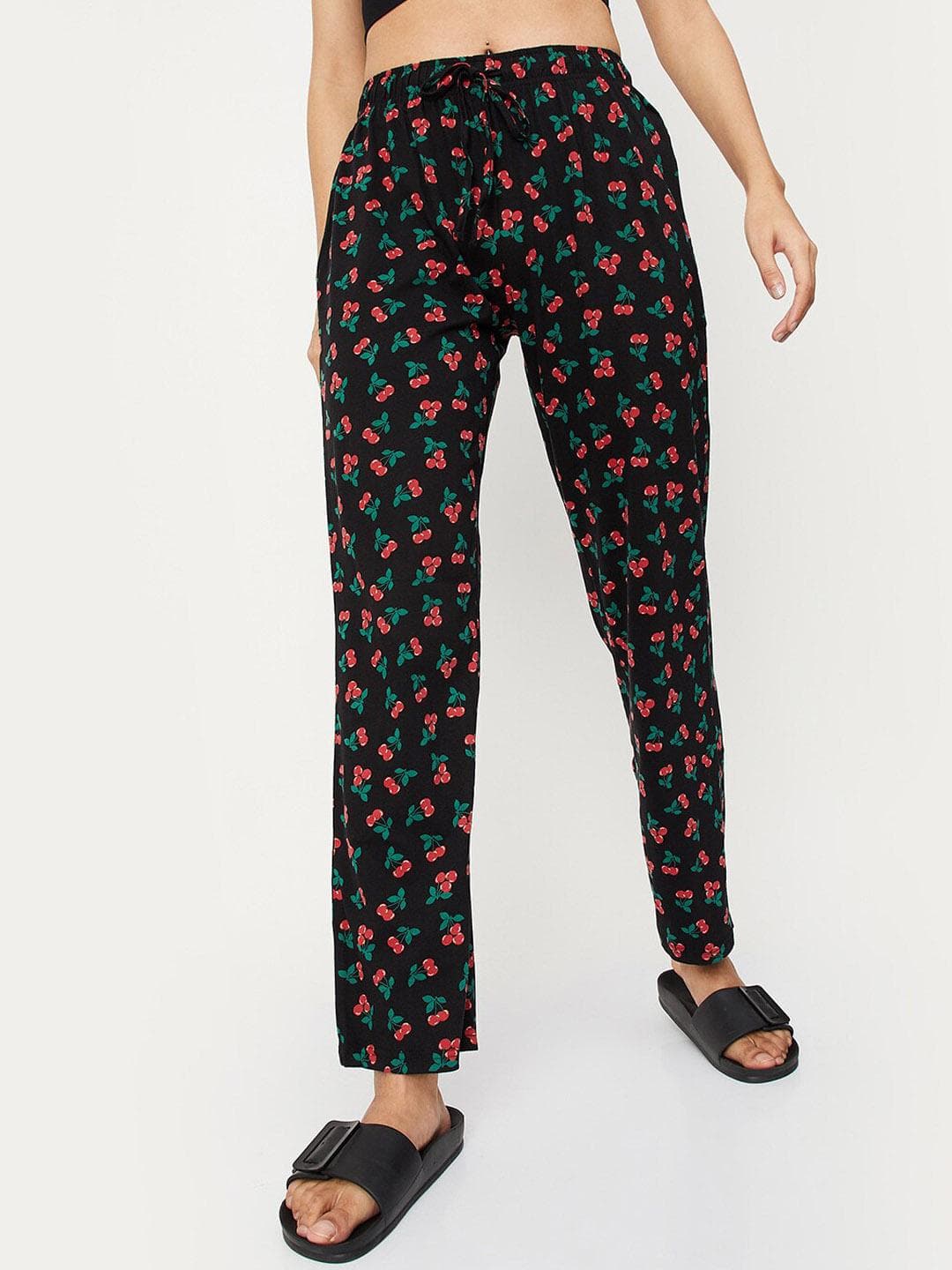 Buy Max Women Black Quirky Printed Cotton Lounge Pant - - Apparel for Women