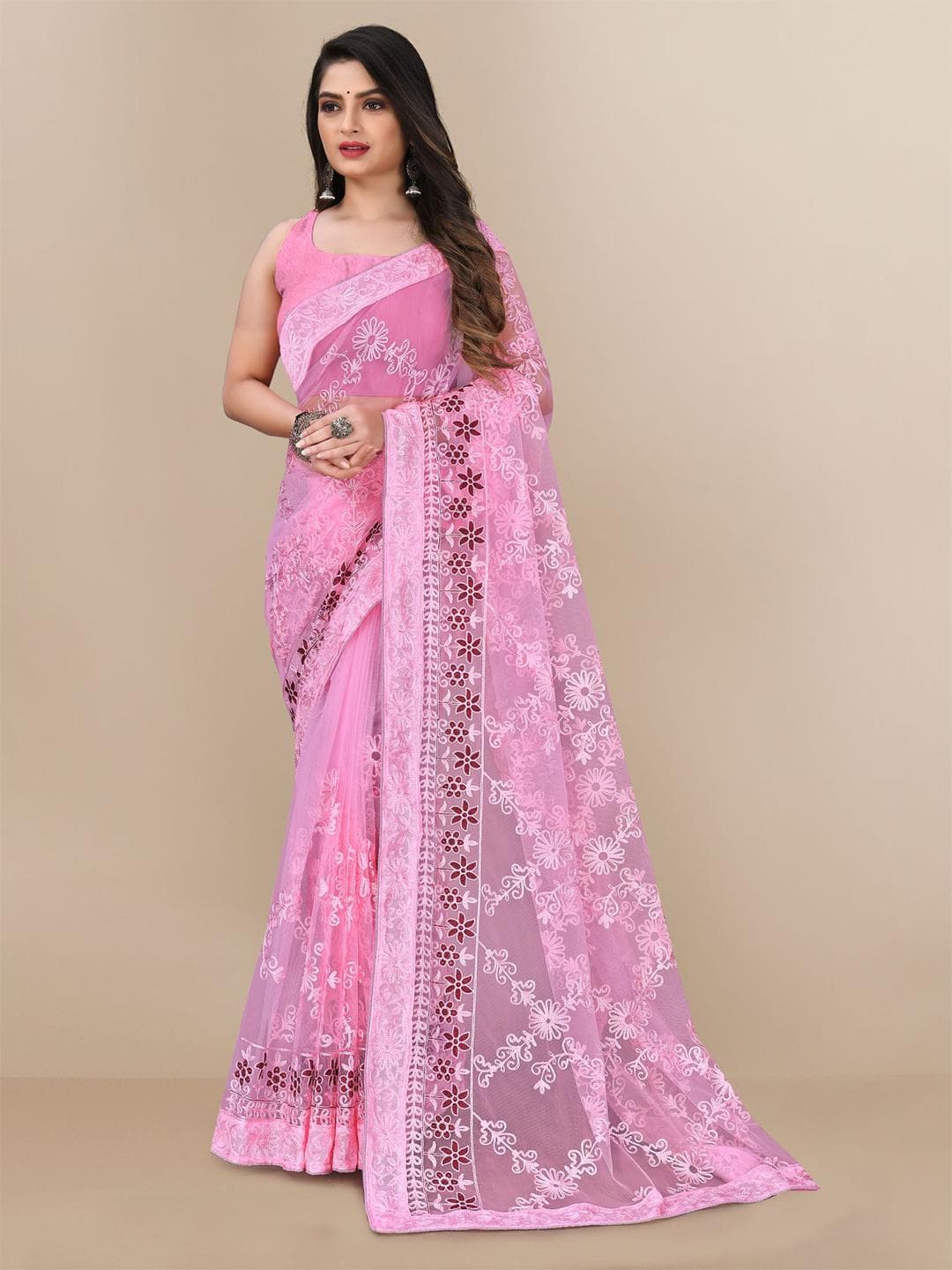 VAIRAGEE Floral Embroidered Net Saree
