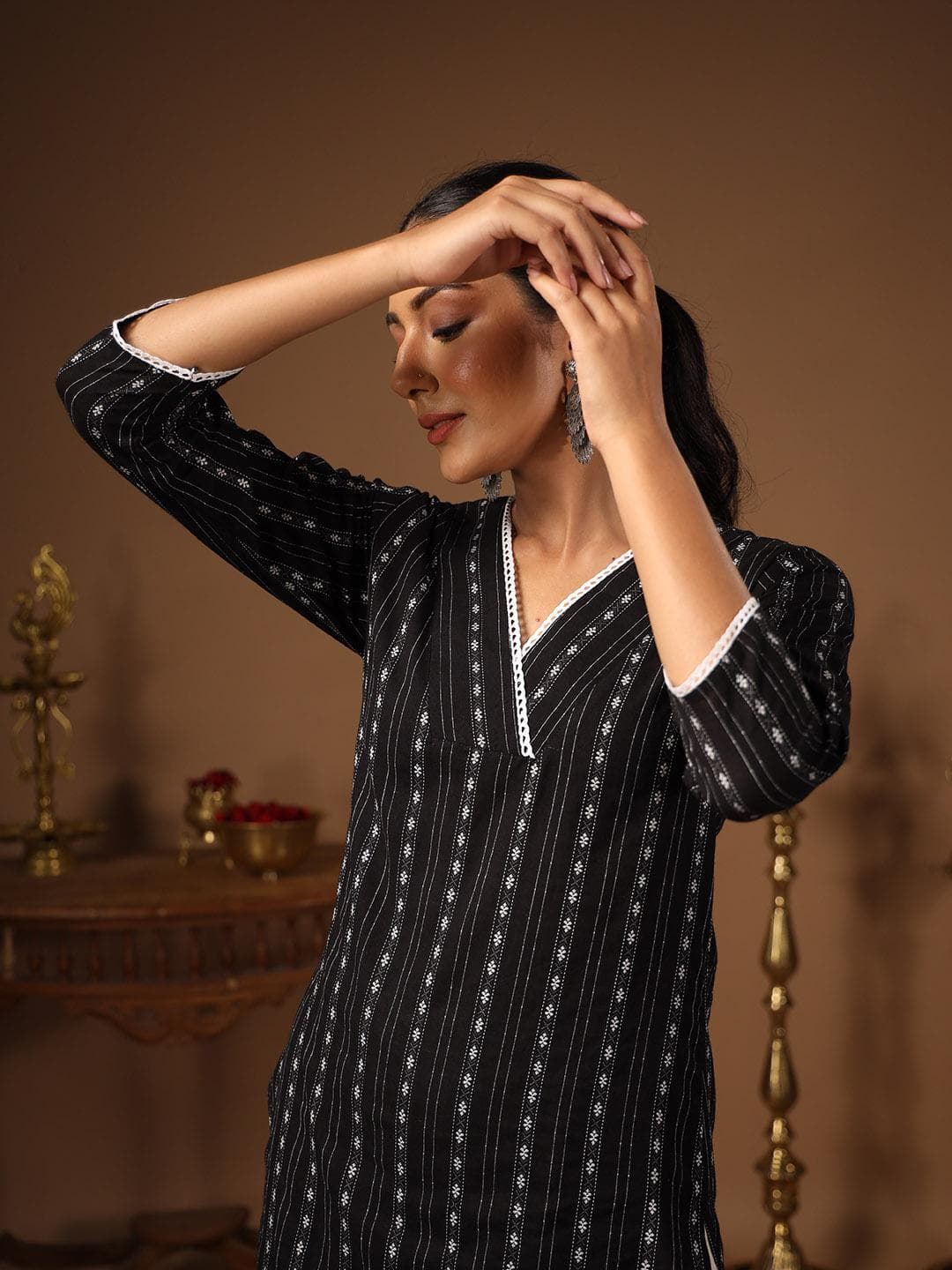 anayna Women Woven Design Striped Straight Kurta