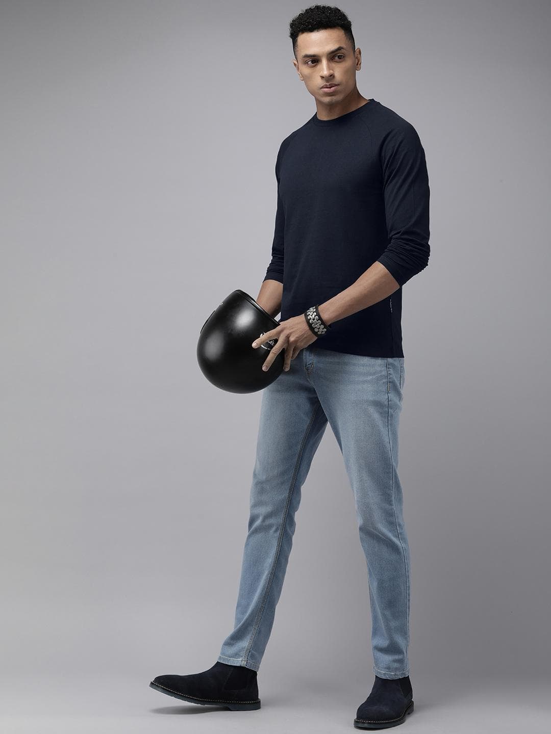 The Roadster Lifestyle Co. Men Solid Pure Cotton T-shirt