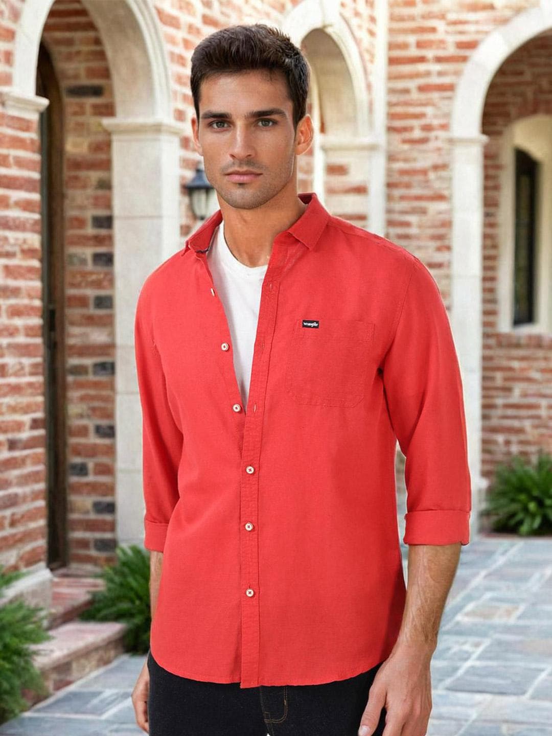 Wrangler Spread Collar Cotton Casual Shirt