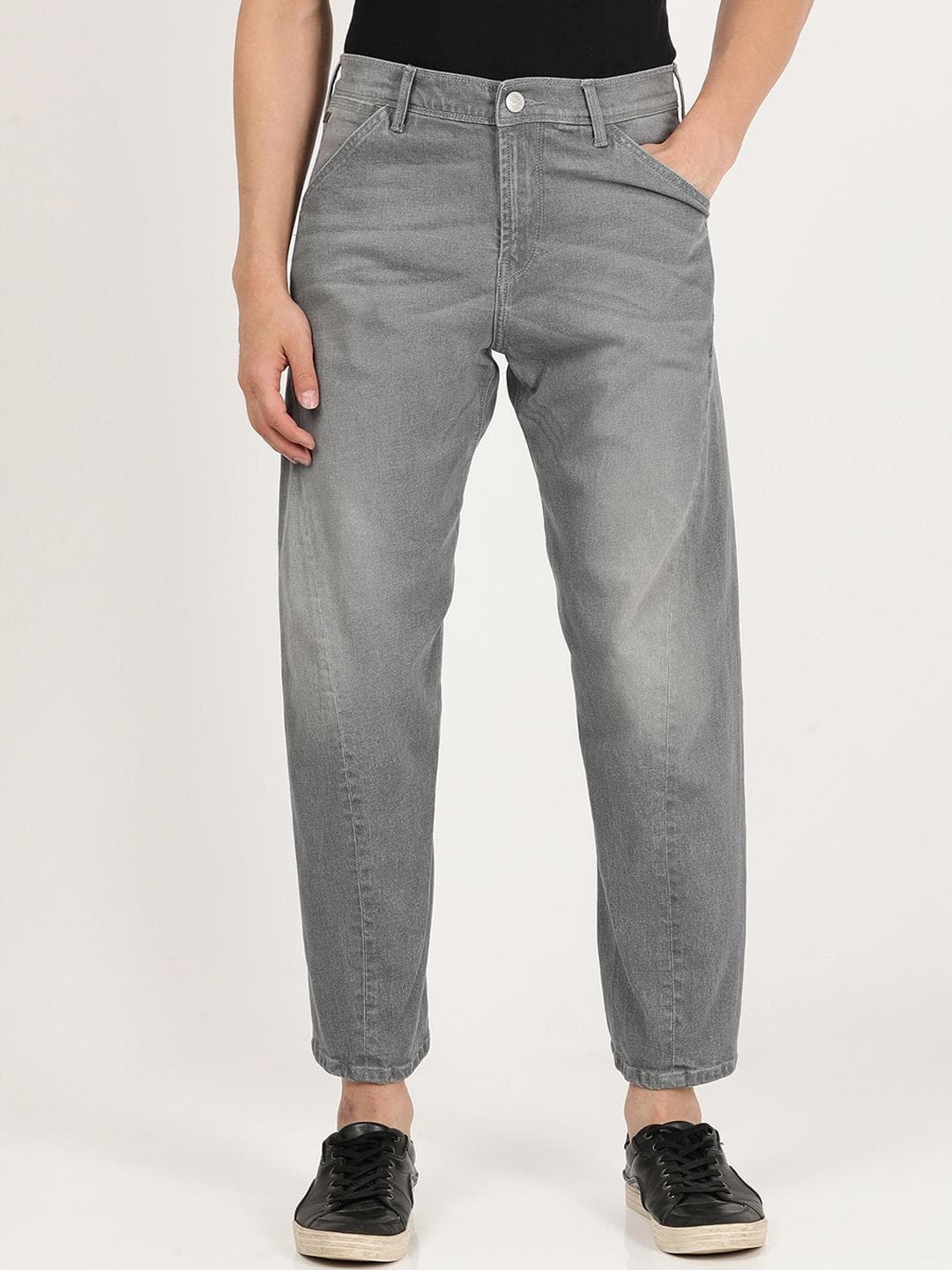 Wrangler Men Mid-Rise Light Fade Stretchable Cotton Jeans