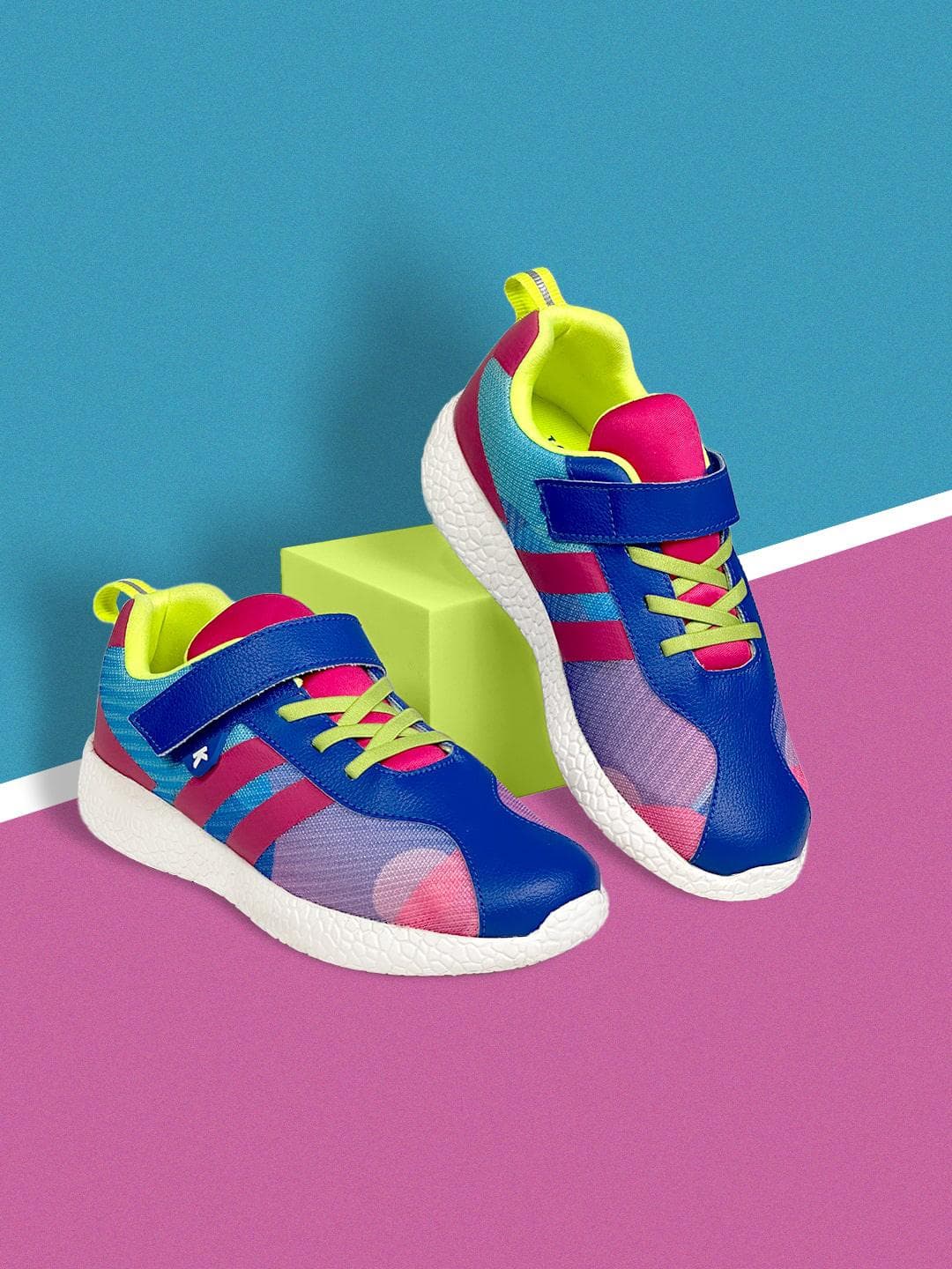 KazarMax Kids Hopits Colourblocked Mesh Memory Foam Contrast Sole Sneakers