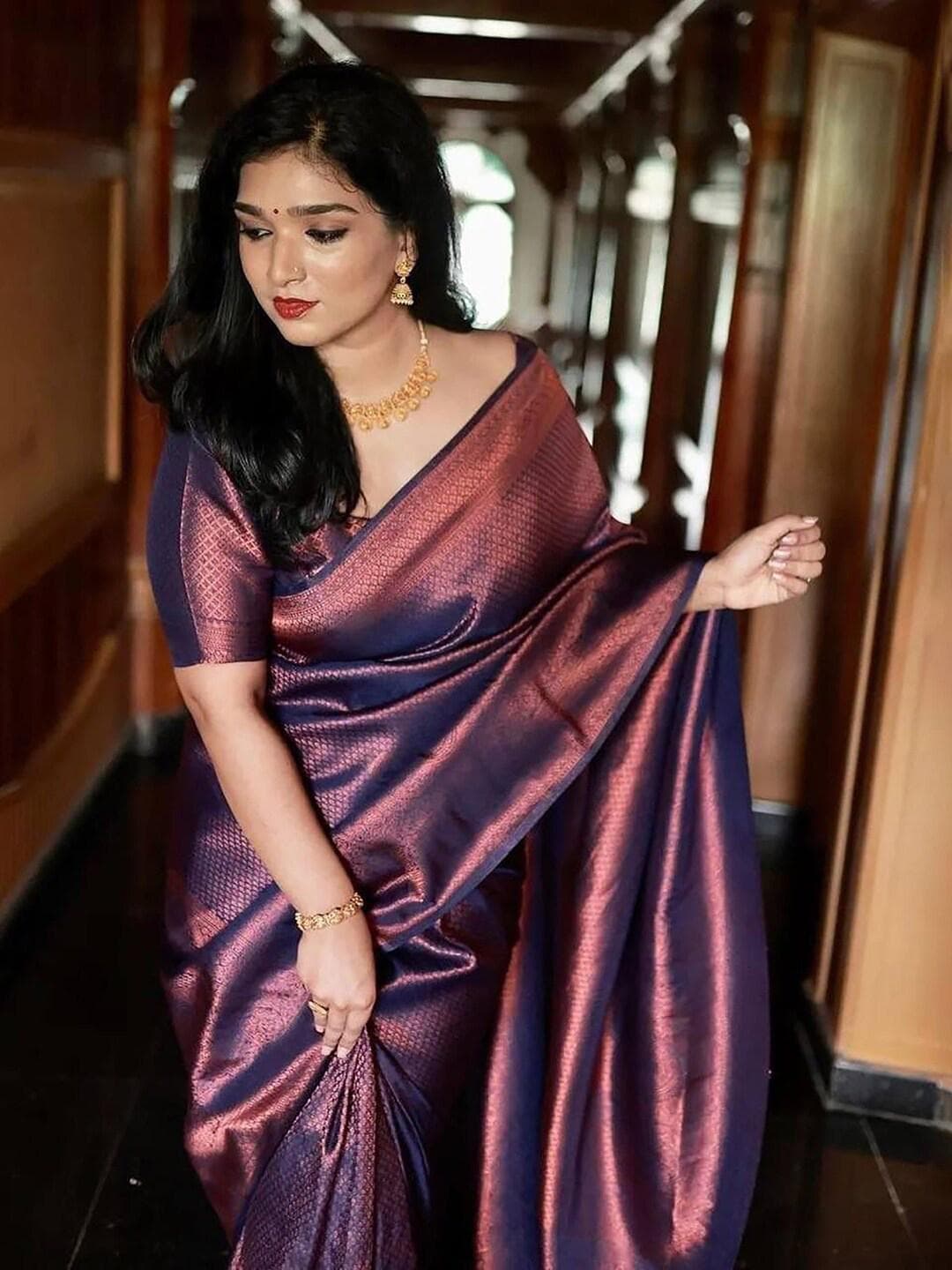 KALINI Woven Design Zari Silk Blend Banarasi Saree