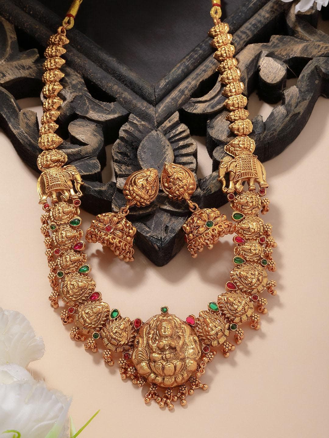 PANASH Gold-Plated Stones-Studded & Beaded Jewellery Set