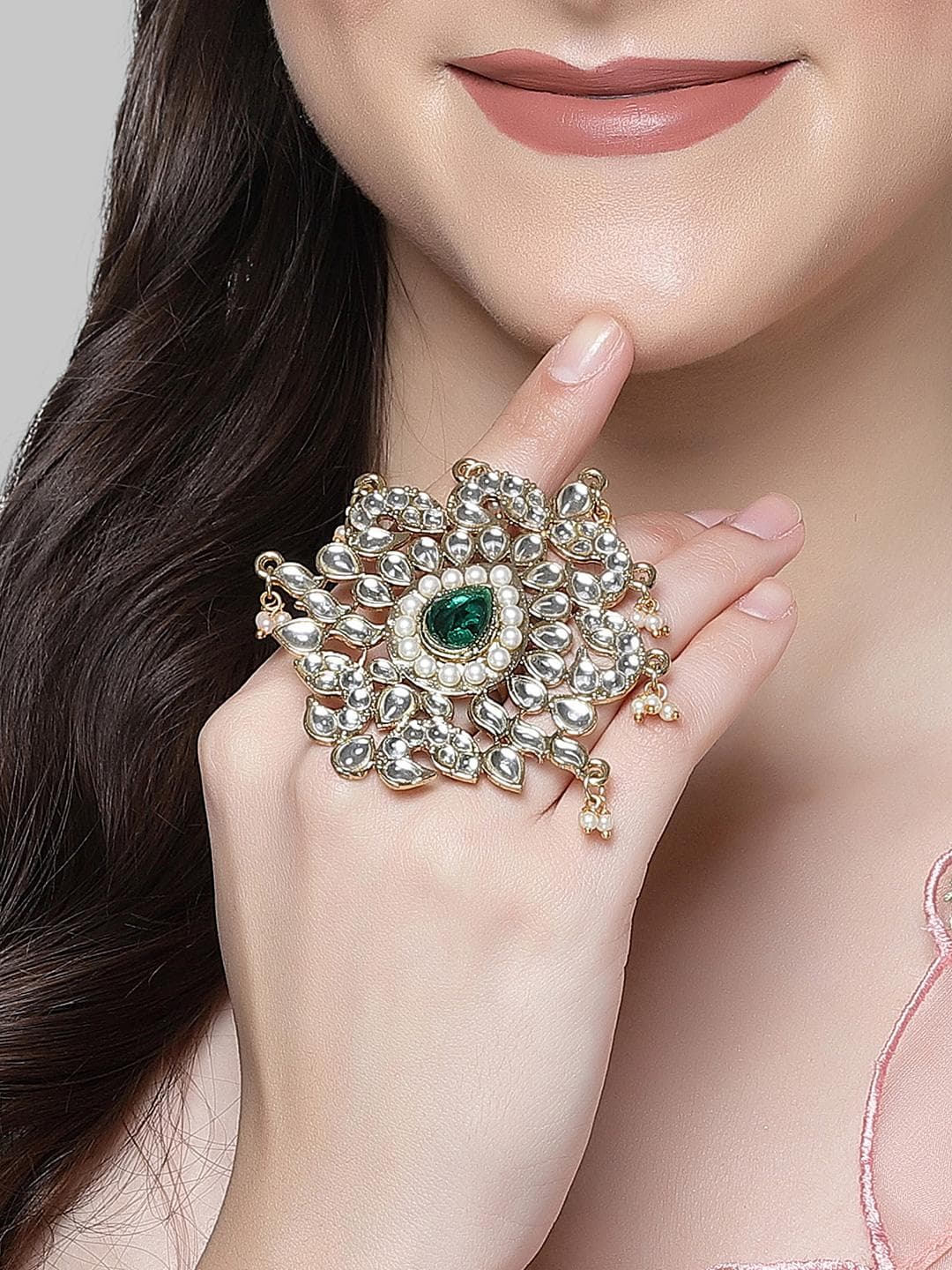 KARATCART Gold-Plated Kundan-Studded & Pearl Beaded Finger Ring