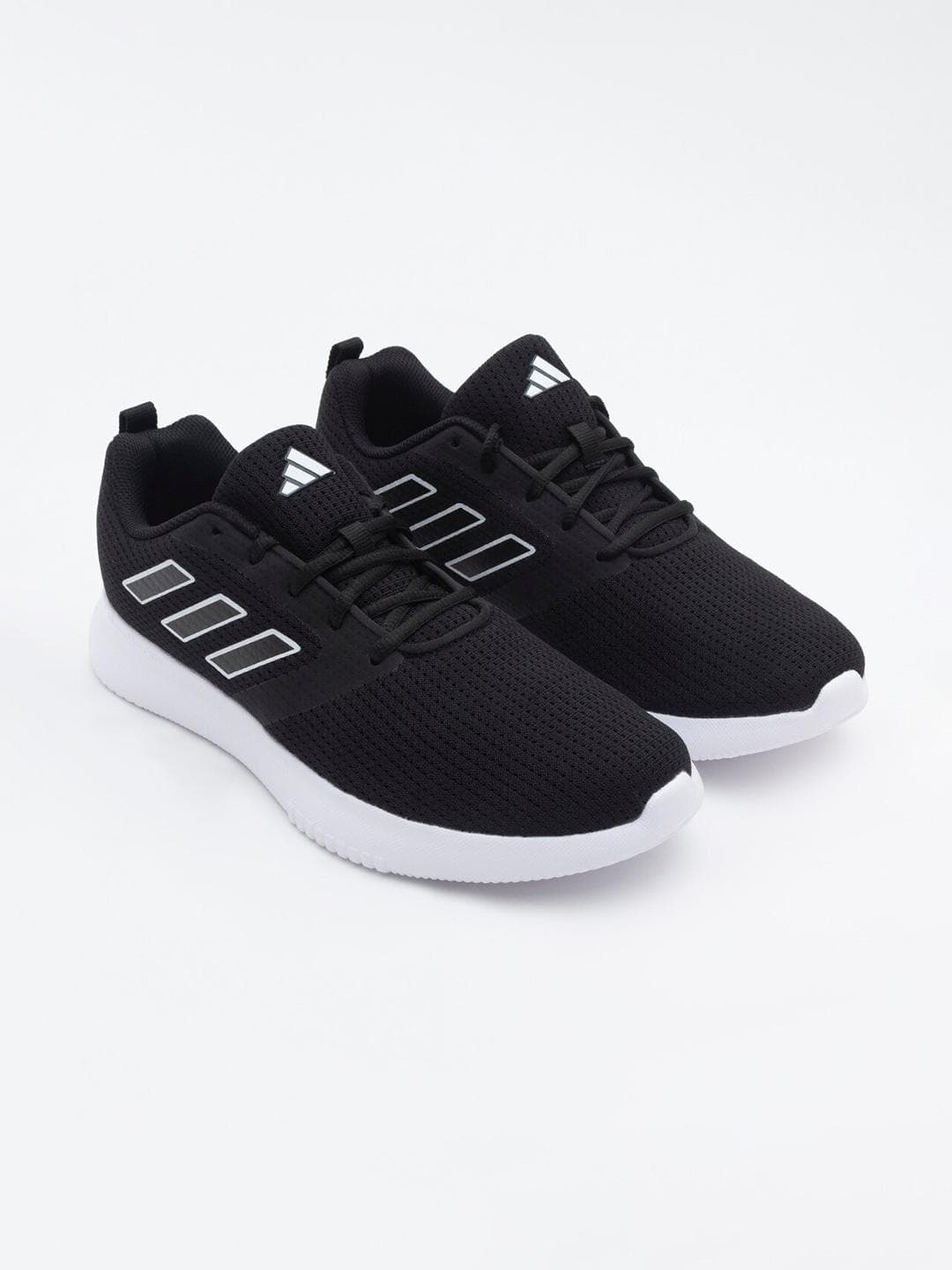 ADIDAS Men Fleecewalk M Logo Printed Sports Shoes
