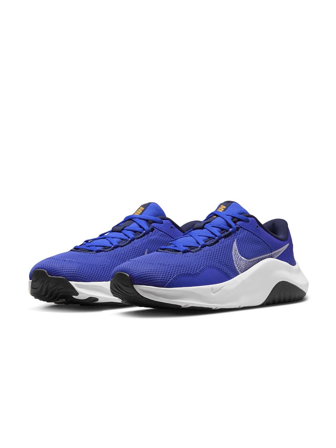 Nike Men Legend Essential 3 Next Nature Workout Shoes