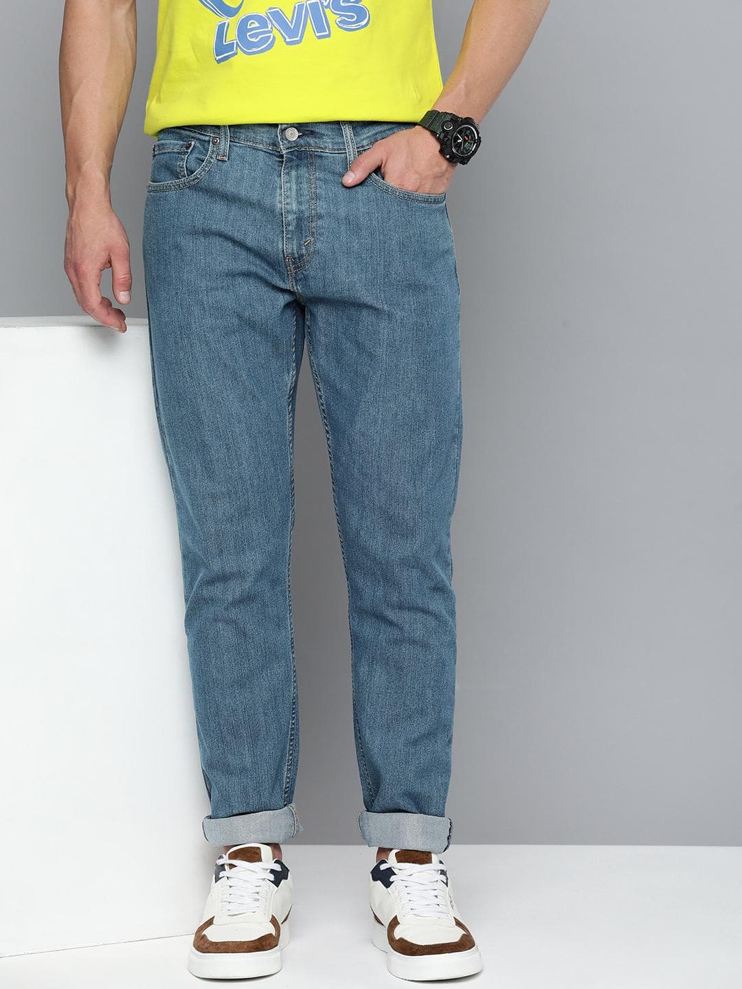 Levis Men 512 Slim Tapered Fit Light Fade Stretchable Jeans