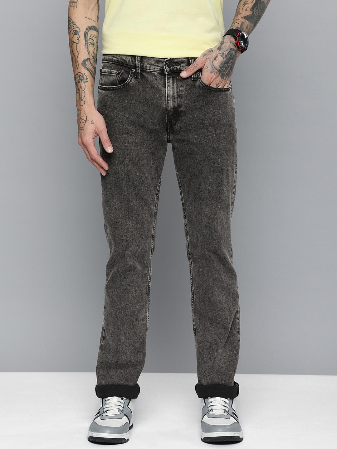 Levis Men Mid-Rise 511 Slim Fit Light Fade Stretchable Jeans