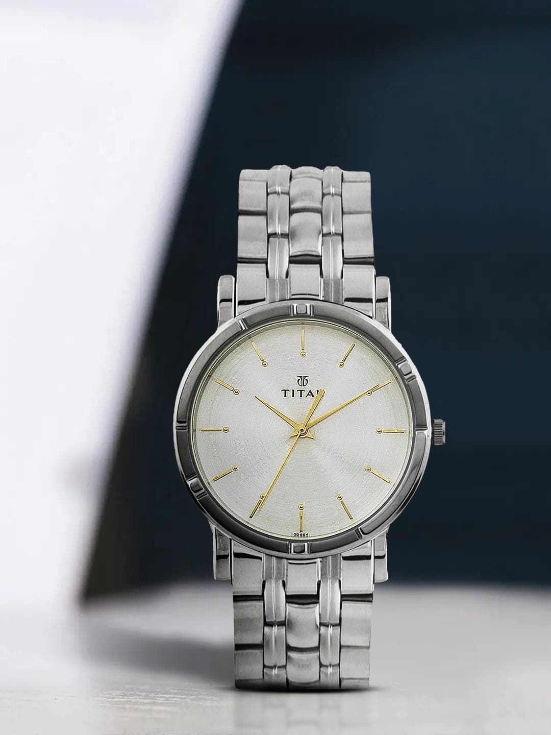 Titan Karishma Quartz Analog With Silver Dial Watch For Men - Nn1639sm01