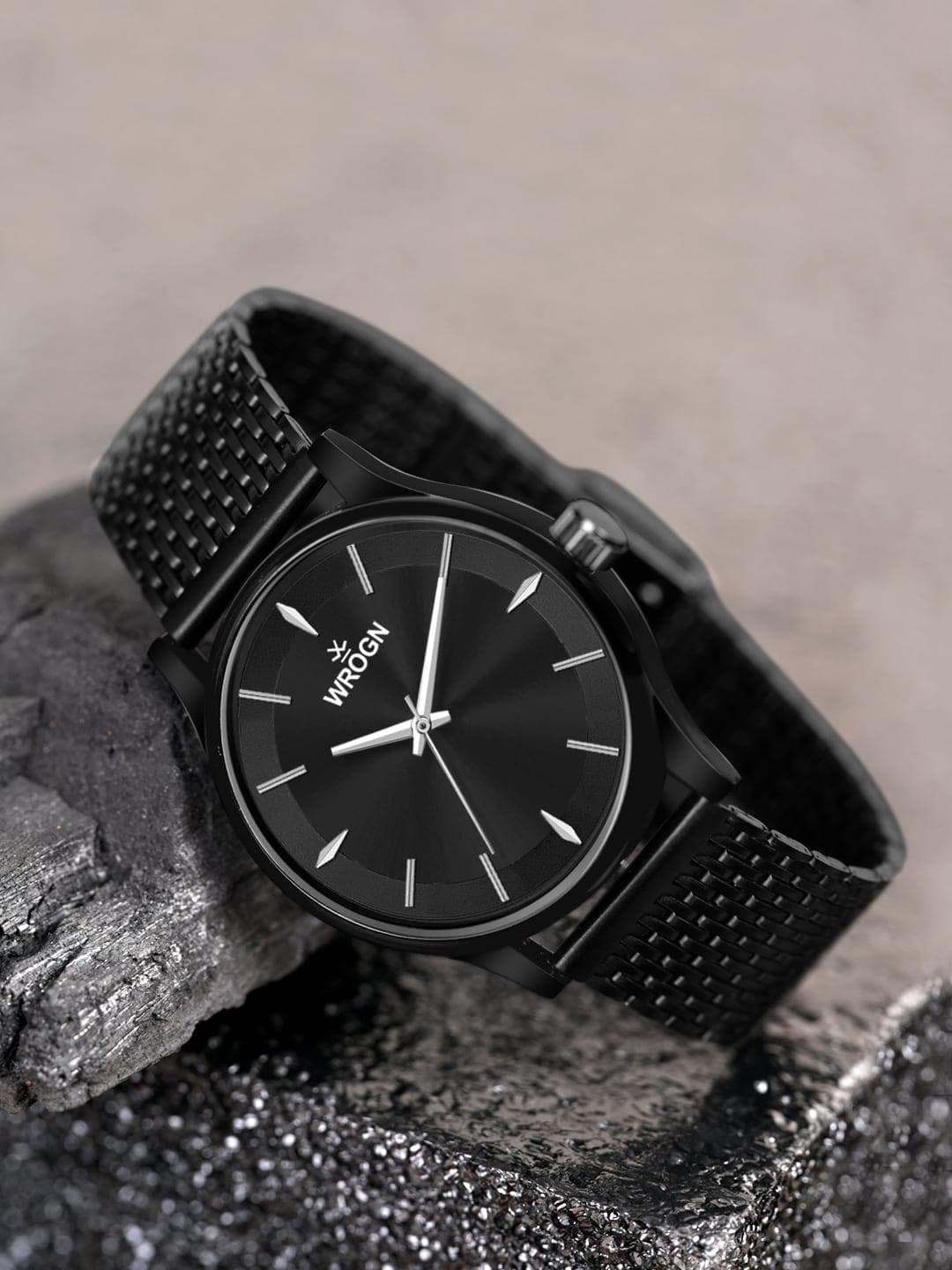 WROGN Men Round Shape Stainless Steel Water Resistant Analogue Watch HOBWRG0431