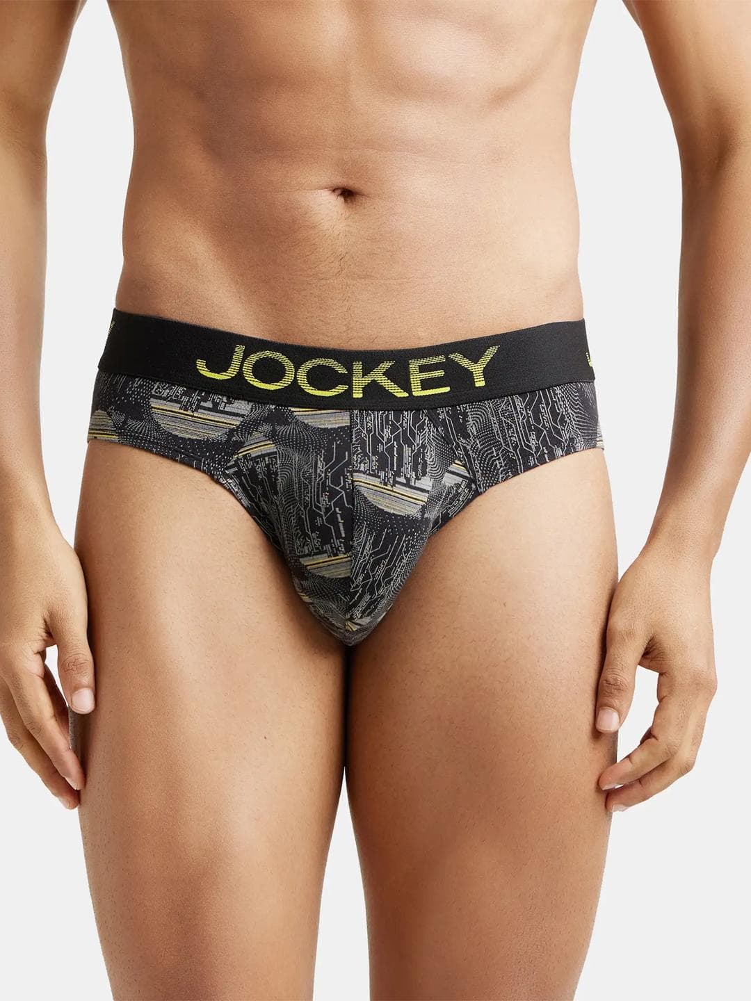 Buy Jockey Super Combed Cotton Stretch Printed Brief With Ultrasoft Waistband FP22 - - Apparel for Men