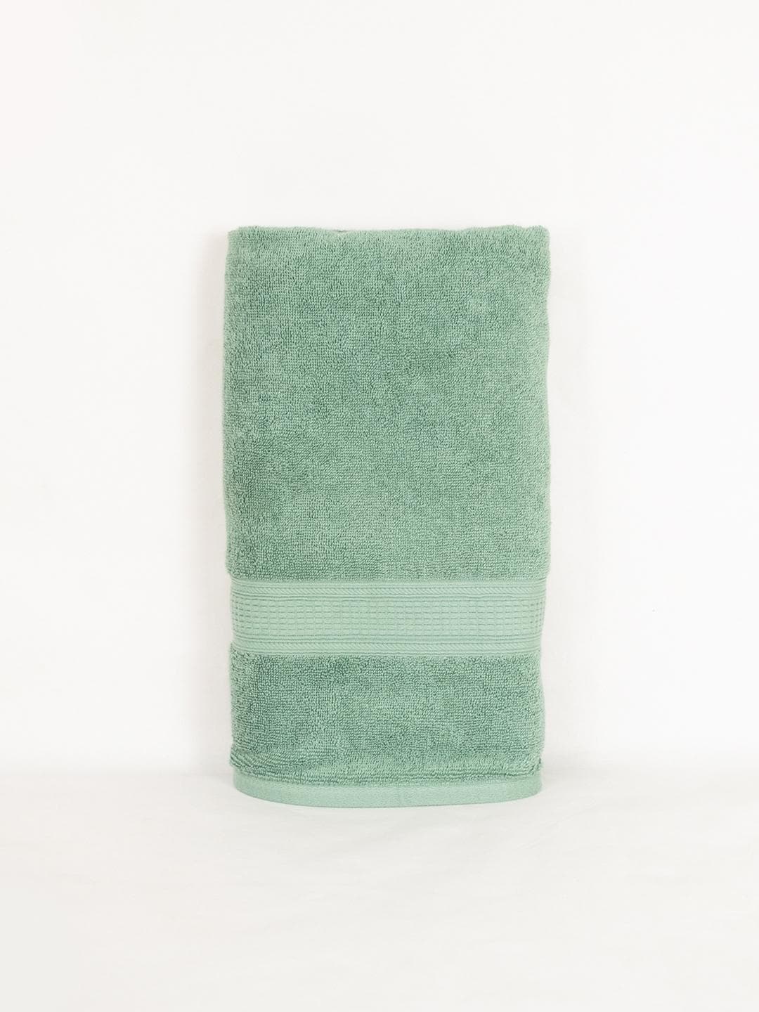 Aura Ultra Soft & Highly Absorbent Cotton 550GSM Super Soft Adult Thin Bath Towel-28x58In