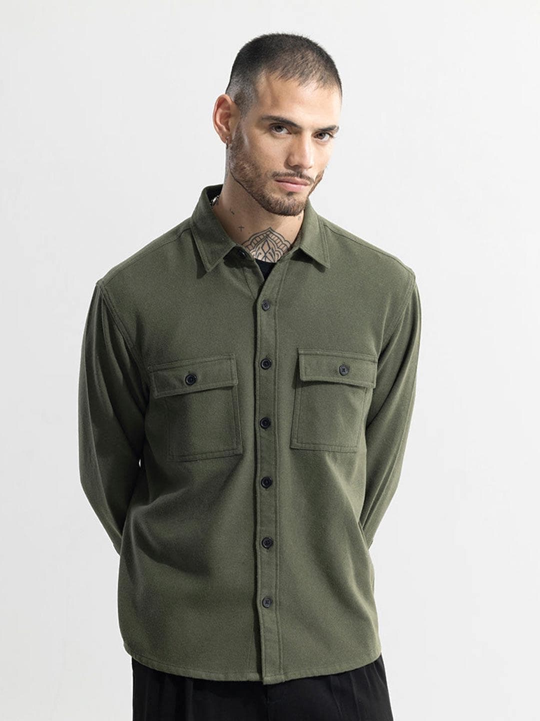 Snitch Green Classic Relaxed Fit Cotton Casual Shirt
