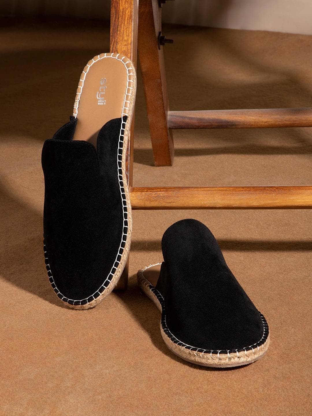 Styli Men Black Solid Faux Suede Mule Espadrilles