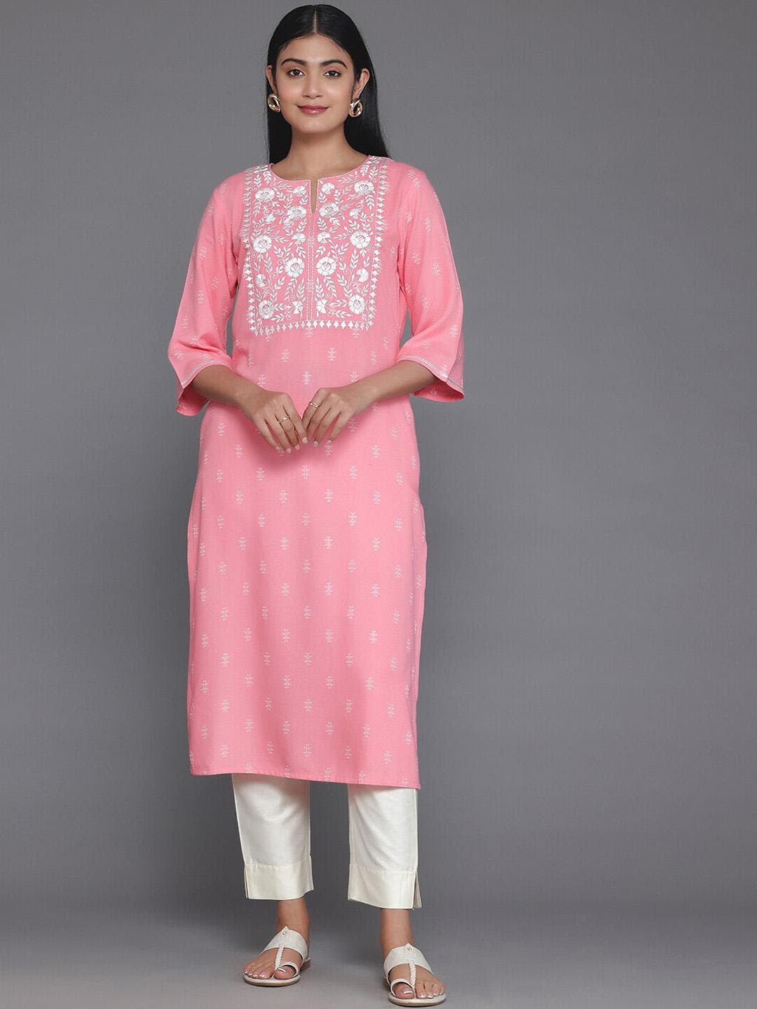 Libas Ethnic Motifs Embroidered Round Neck Three-Quarter Sleeves Kurta