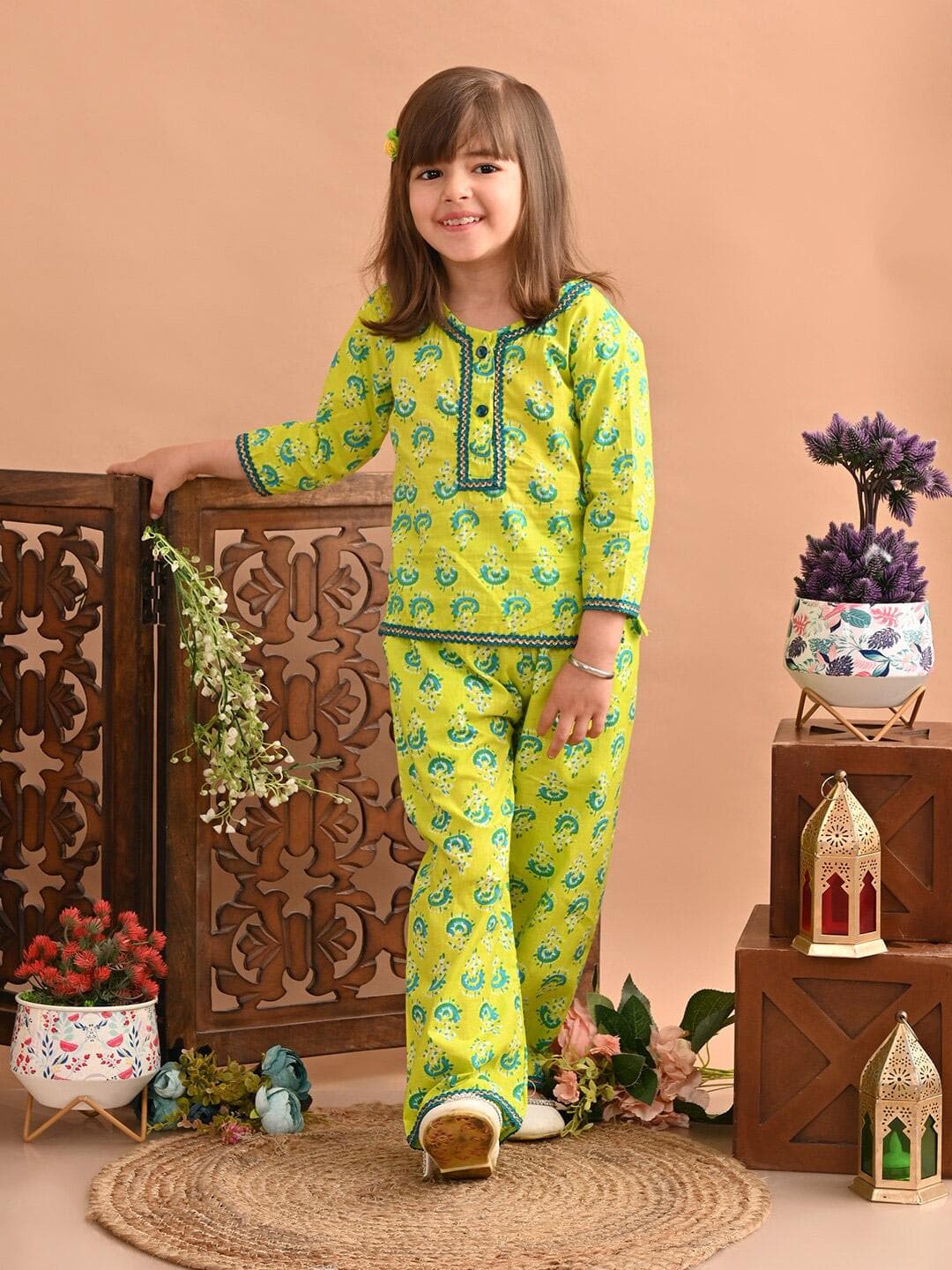 Buy Superminis Girls Floral Printed Top With Trousers Cotton Clothing Set - - Apparel for Girls