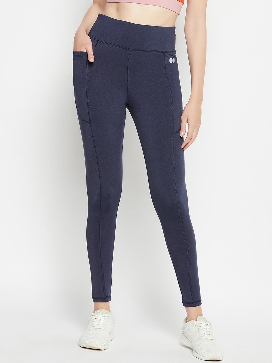 Clovia Women Slim-Fit Ankle-Length Gym Tights