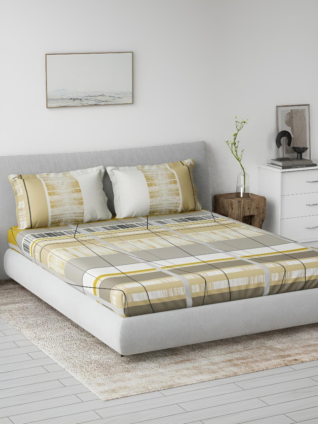 DDecor Yellow & White 144 TC Queen Bedsheet with 2 Pillow Covers