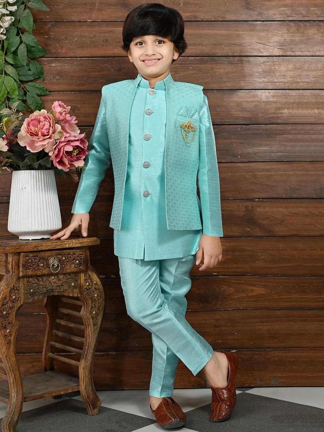 ahhaaaa Boys Mandarin Collar Sherwani Set