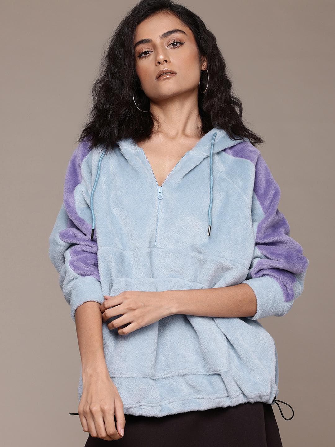 The Roadster Lifestyle Co. Faux Fur Trim Hooded Sweatshirt