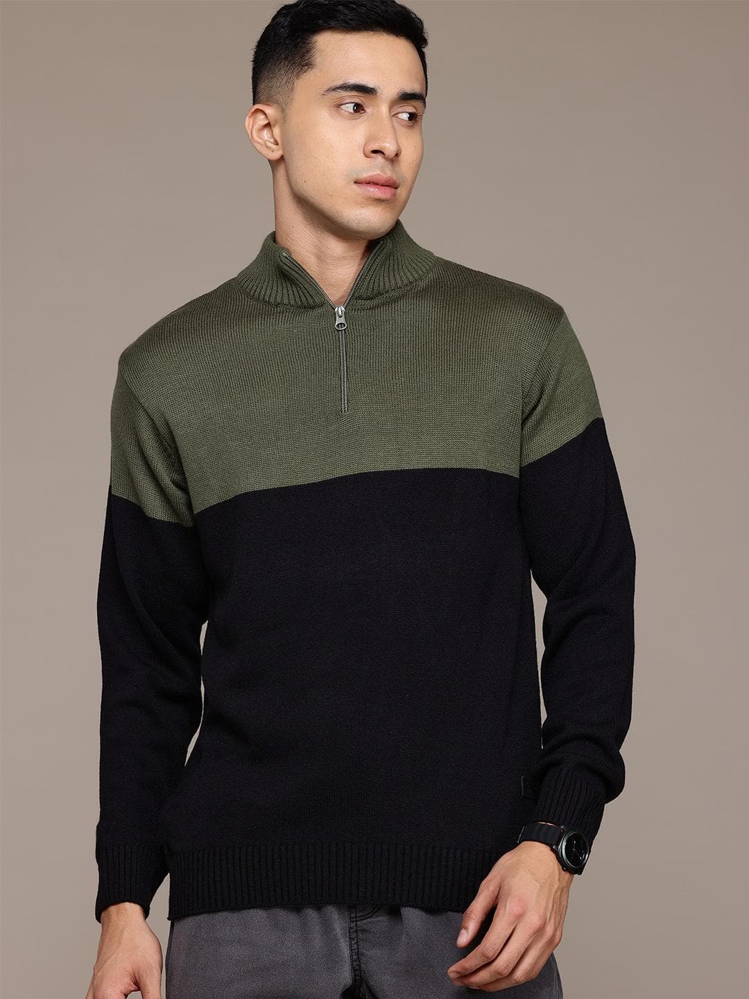 The Roadster Lifestyle Co. Men Colourblocked Acrylic Pullover